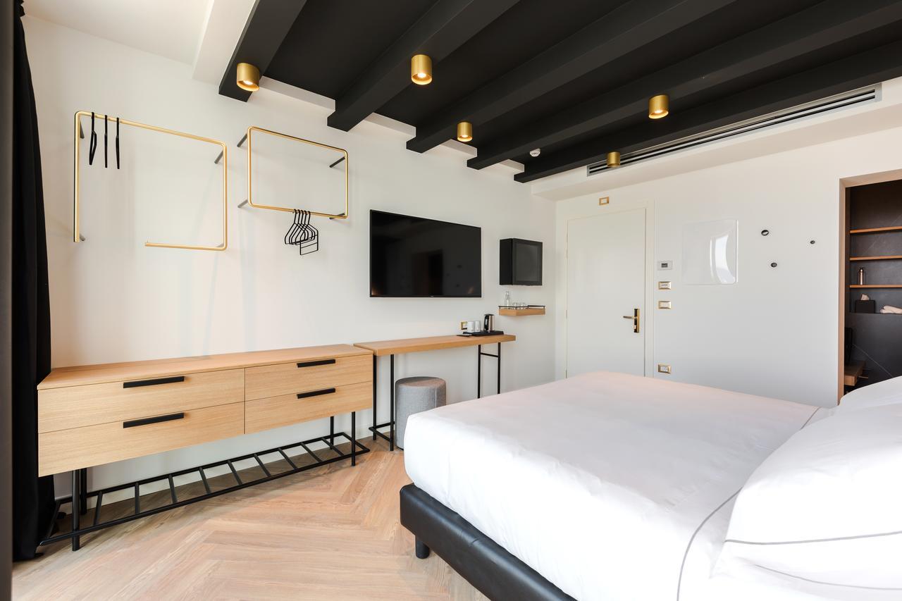 MaisonMe Boutique Hotel Bardolino Extérieur photo